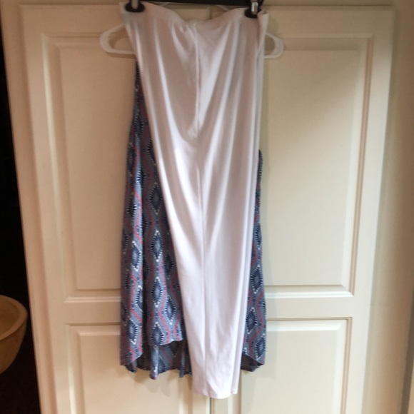 Outfit of high low tunic and legging - Picture 6 of 8